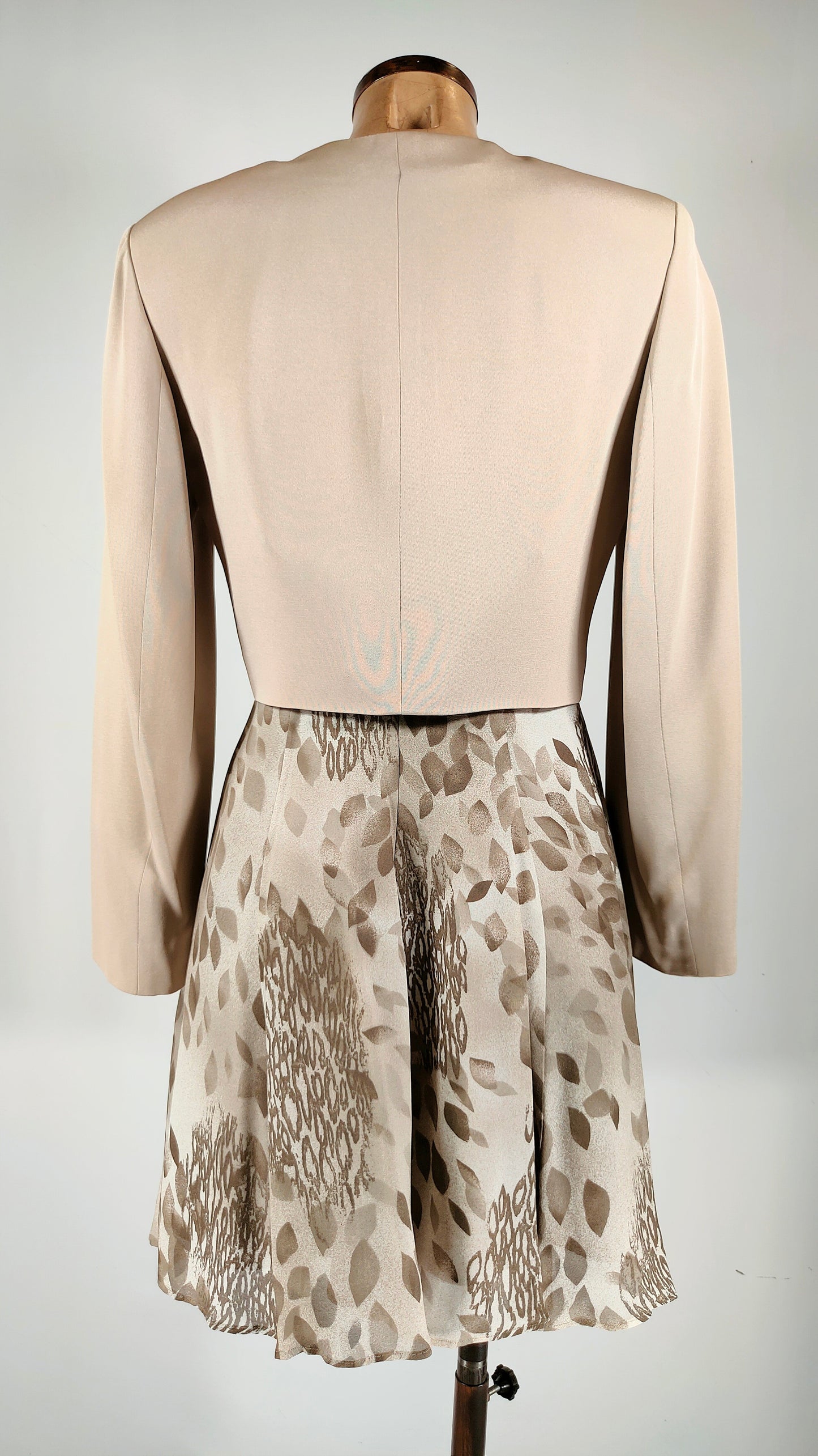 Conjunto de torera y vestido Síntesis