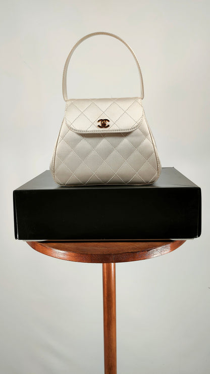 Chanel vintage Satin CC handle bag (Serie 5)