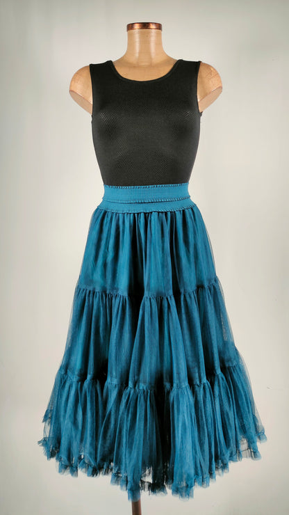 Falda de tul azul Pilar Oporto