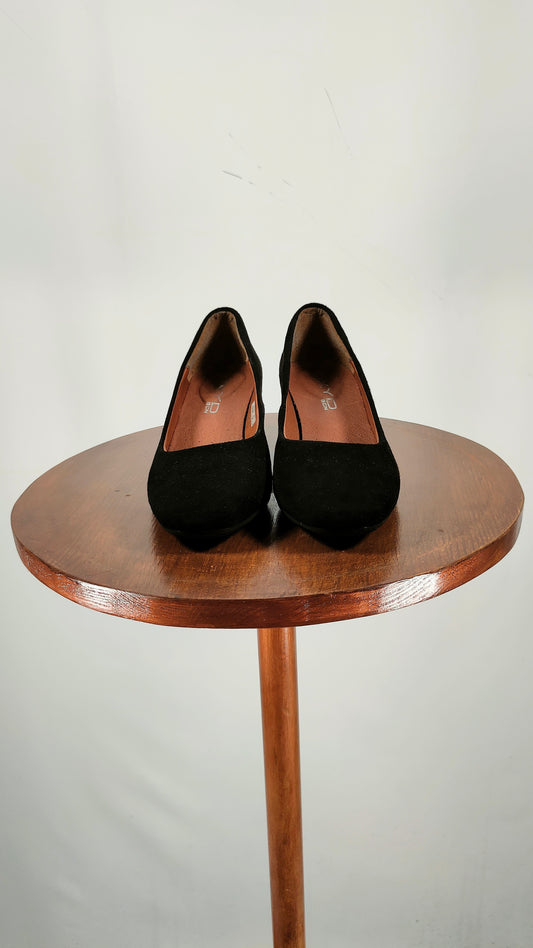 Zapatos Oxyd negros terciopelo