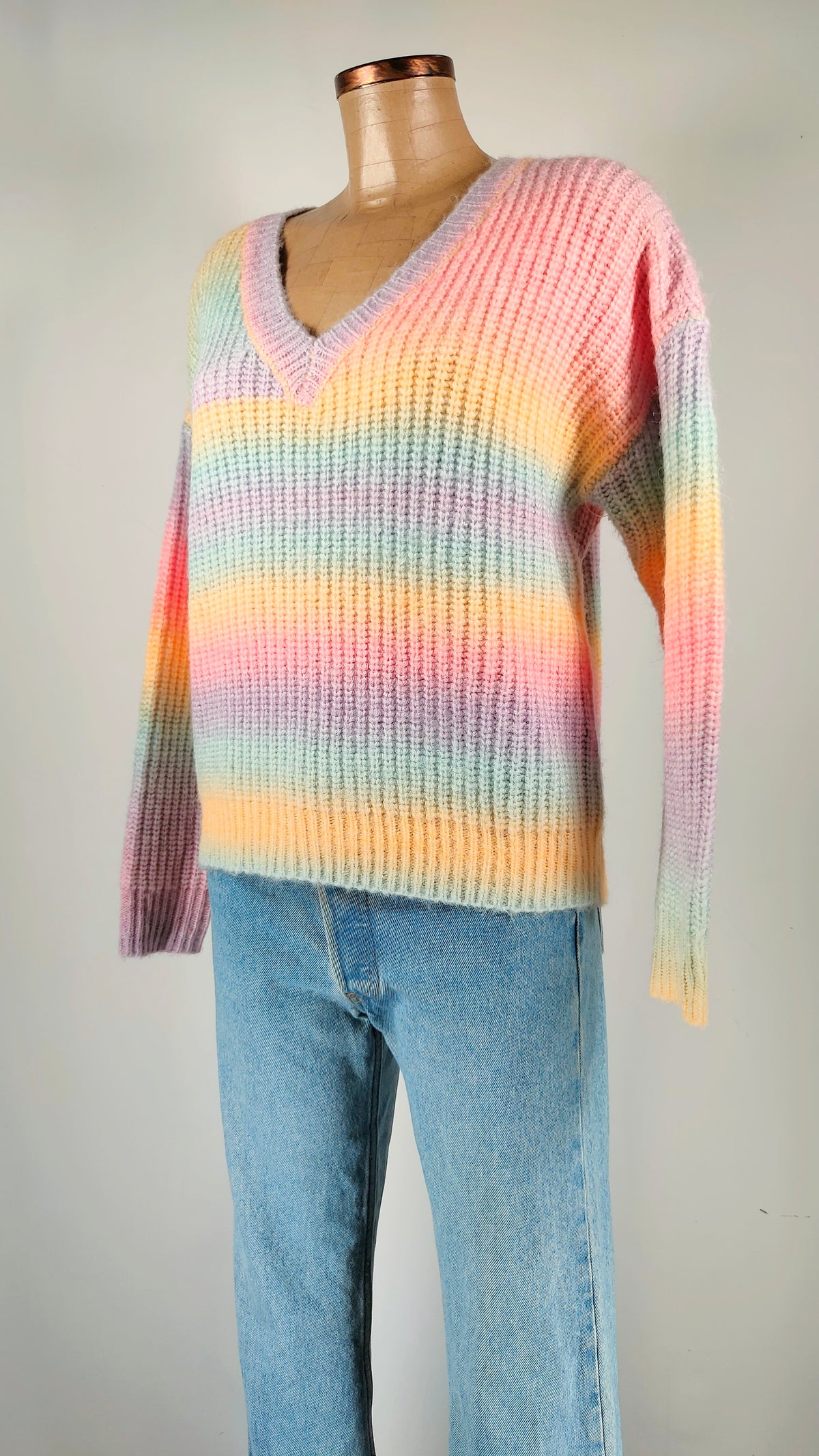 Jersey Multicolor con cuello de pico