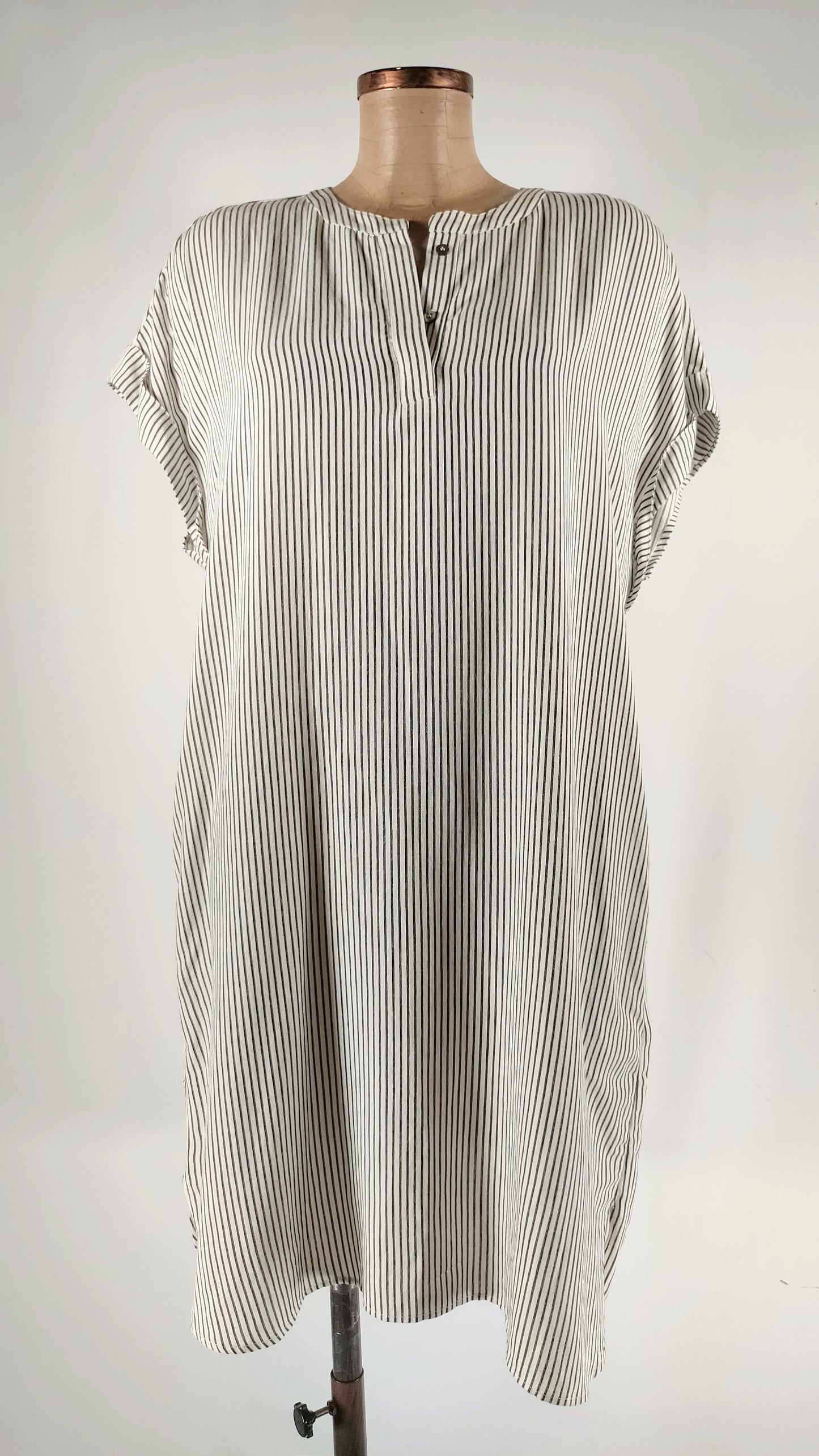 Vestido con bolsillos Med Winds