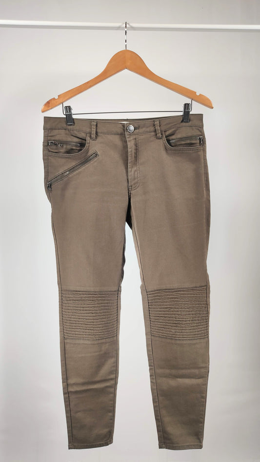 Pantalones pitillo caqui