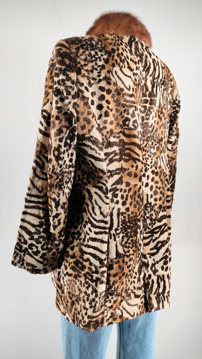 Abrigo animal print con cuello mao