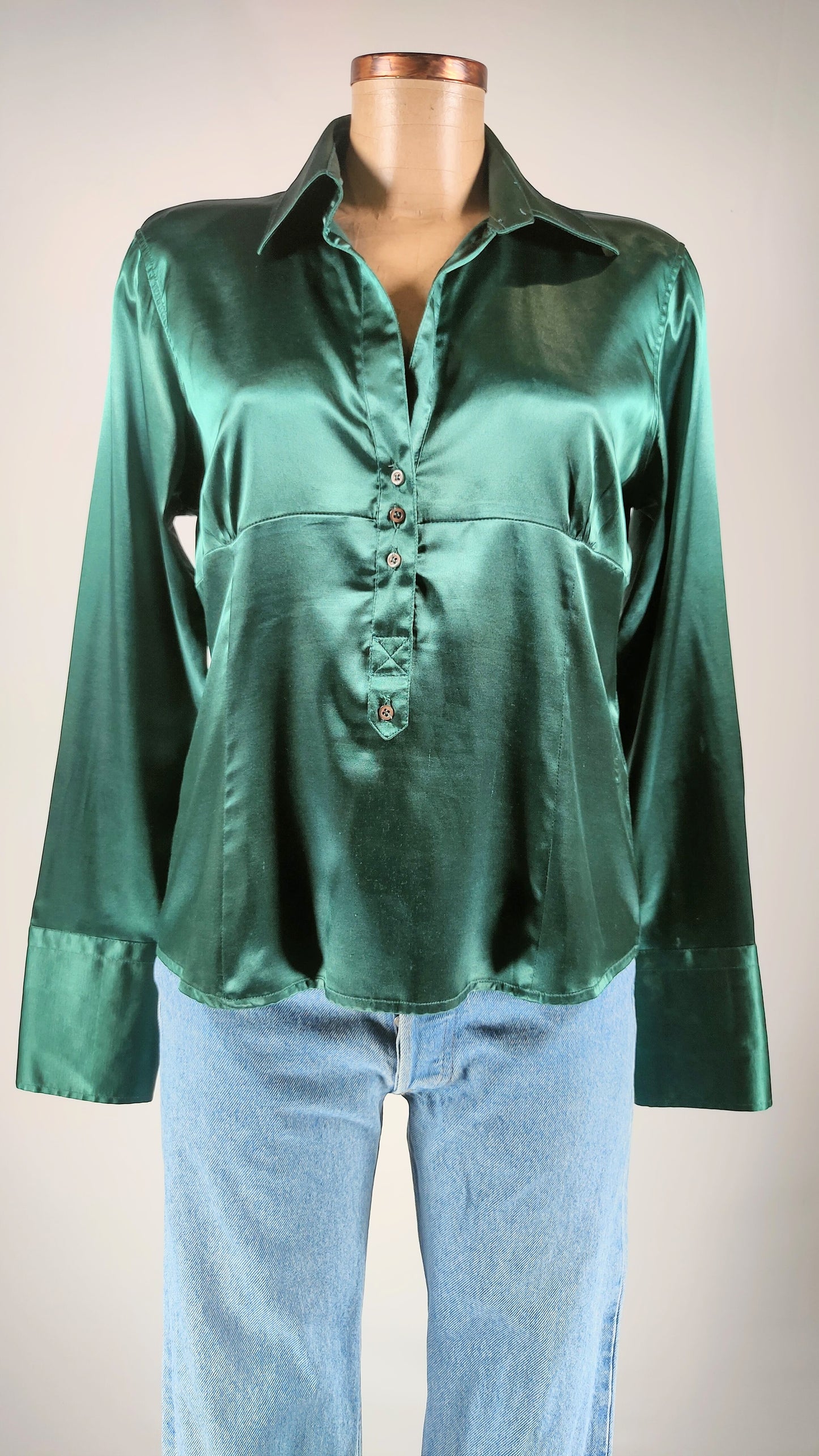 Camisa satinada verde