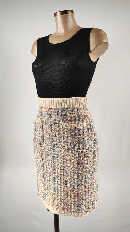 Falda midi con apliques multicolores