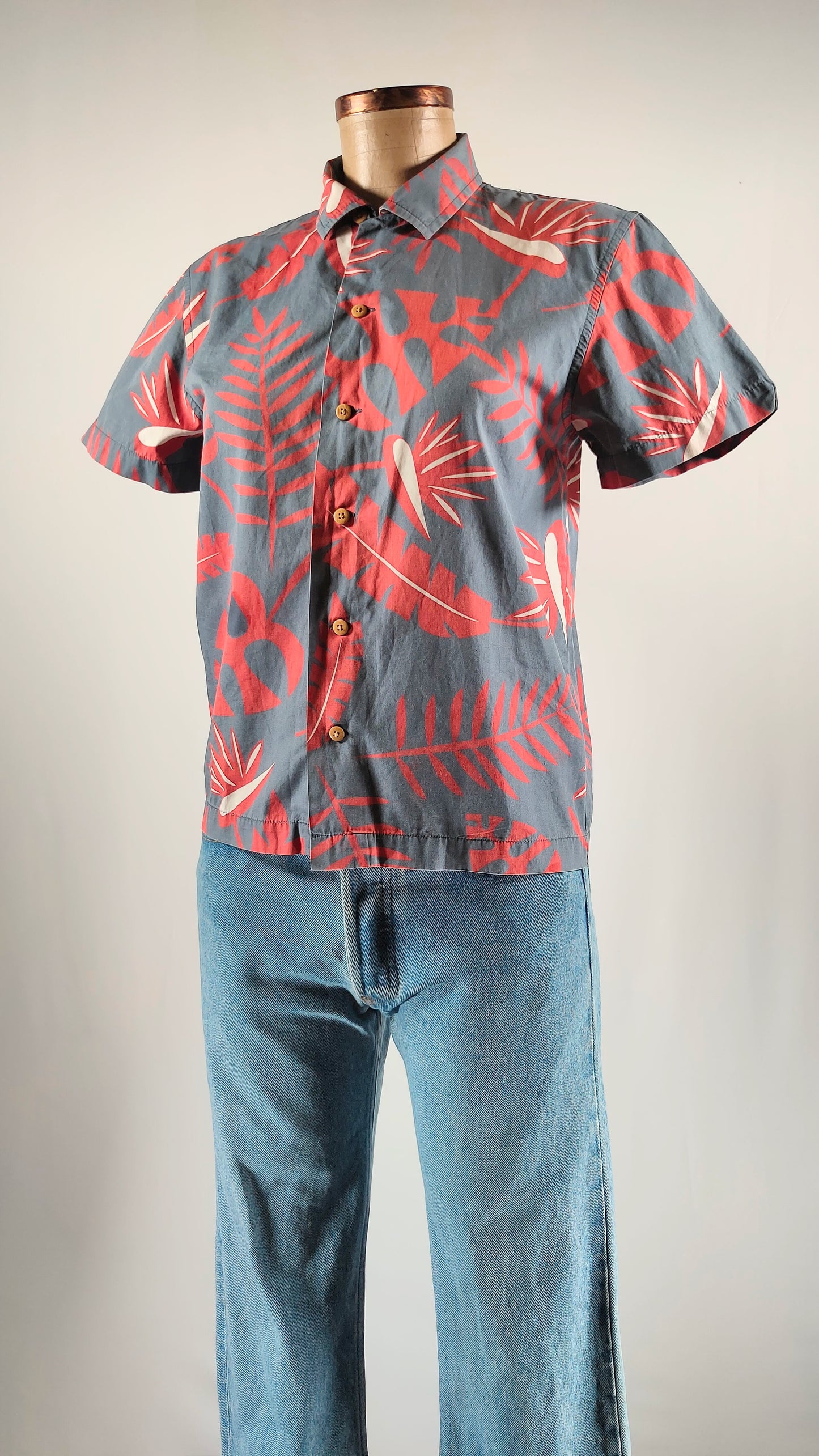 Camisa Old Navy estampado hawaiano