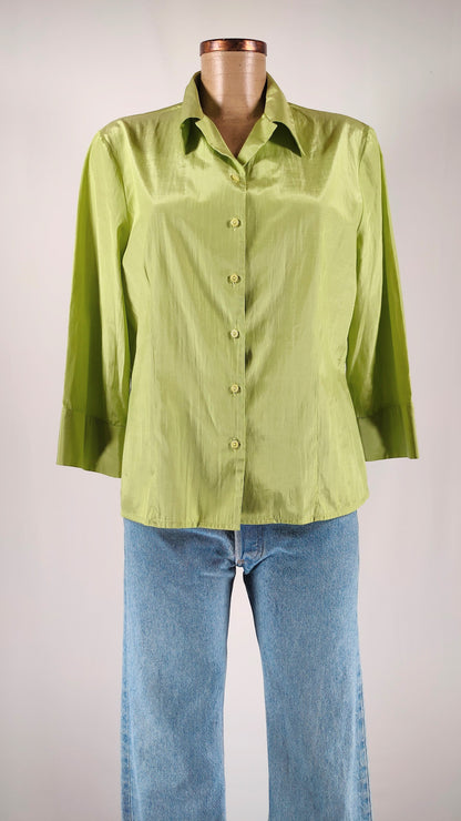 Camisa 3/4 verde manzana satinada