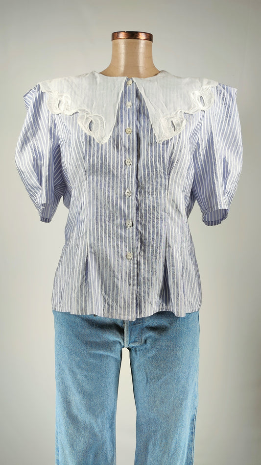 Camisa abullonada con cuello