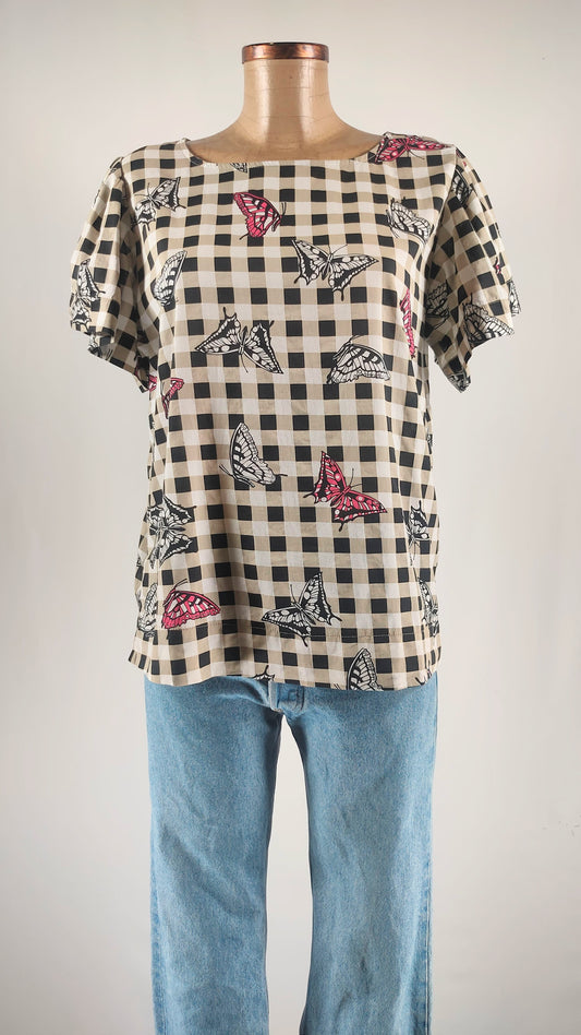 Blusa con estampado mariposas