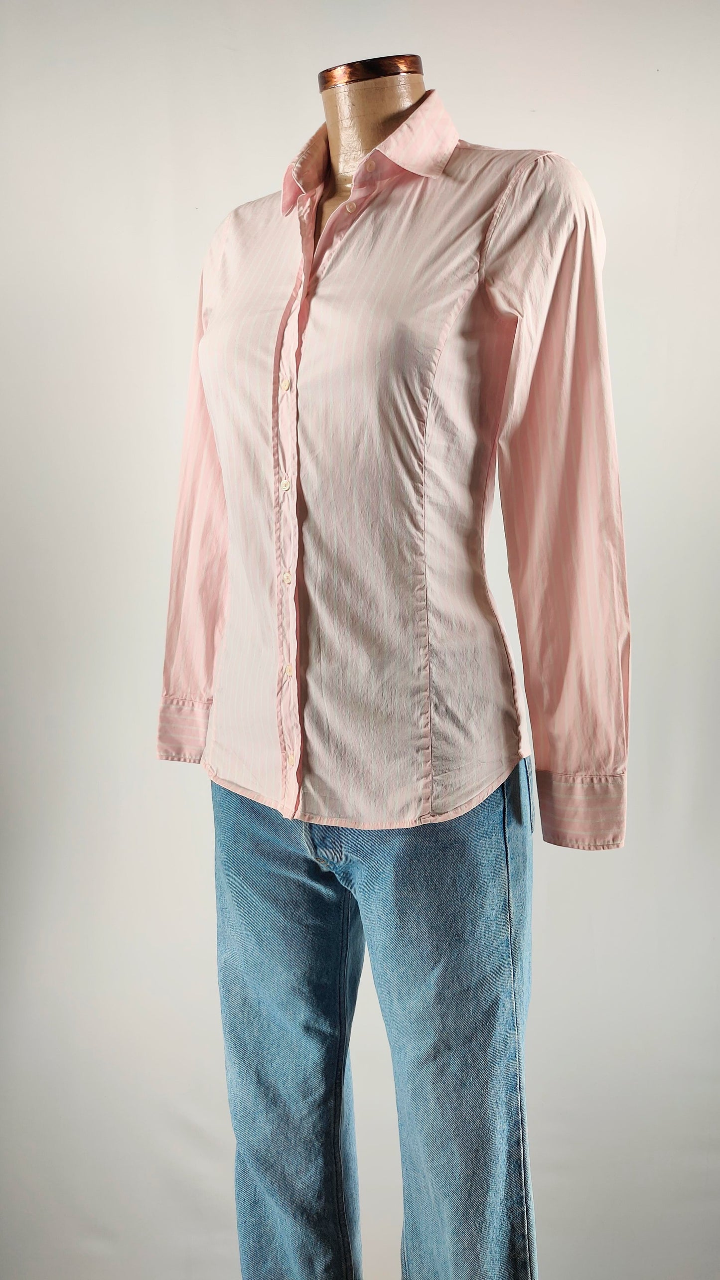 Camisa de raya diplomática rosa y blanca