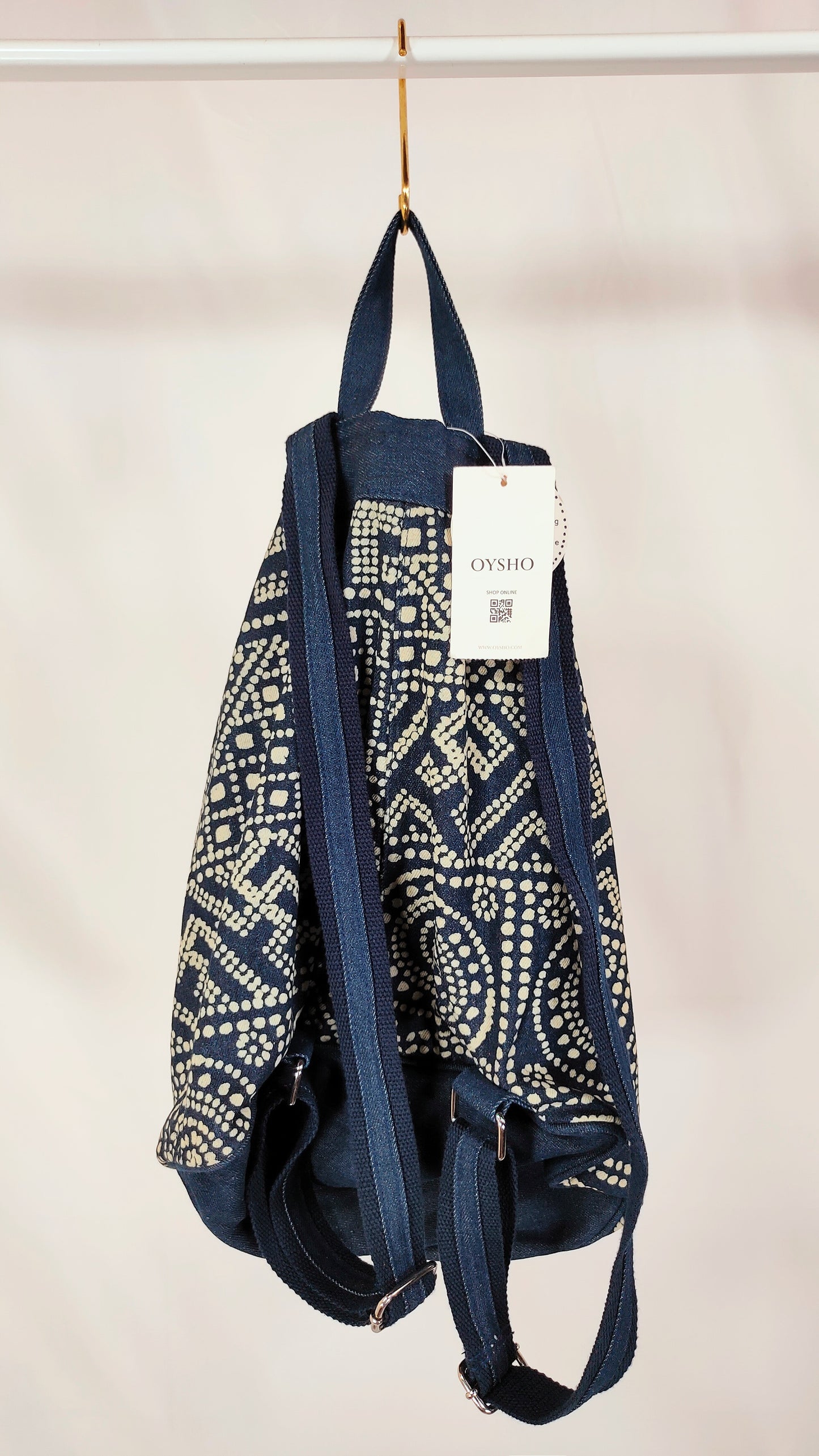 Mochila de tela con estampado étnico